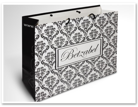 impresion de bolsas de carton, papel y plastico mexico todo el pais acabados con asa ojillos metalizados a todo color offset serigrafia realce hot stamping